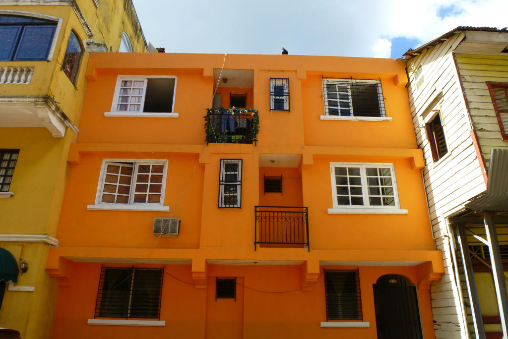 The buildings in Casco Viejo have eye-popping colors!